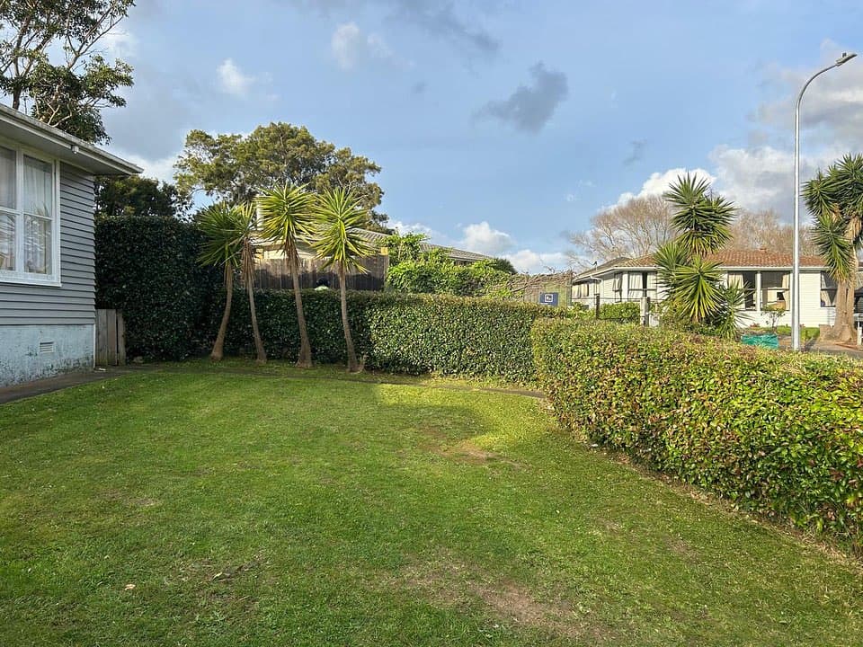 Pruning & Hedge Trimming Auckland